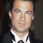 Steven Seagal turned 71 😍 You’ll smile for sure when you see him now – View Photos in the comments 👇