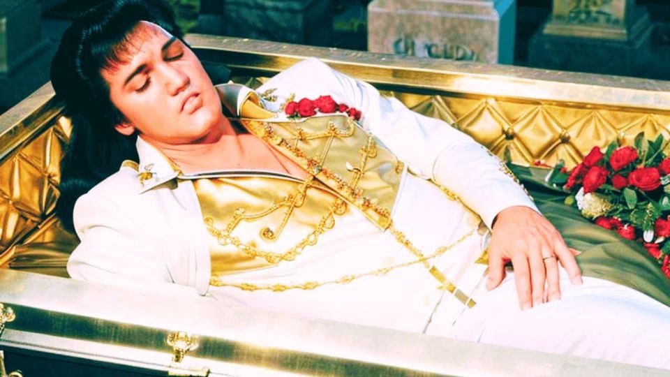 Elvis Presley Tomb Opened After 50 Years, What They Found SHOCKED The ...