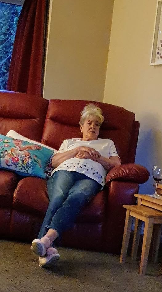MY MOTHER-IN-LAW SAID SHE’D STAY “JUST A FEW DAYS”—IT’S BEEN TWO WEEKS